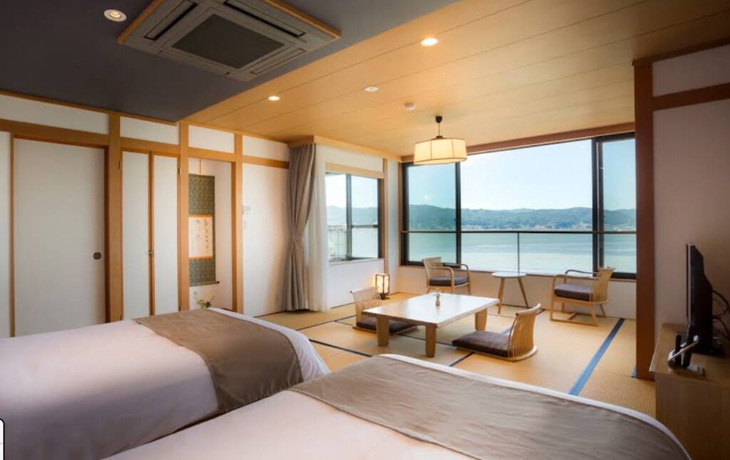 Sui Suwako Tatami Room
