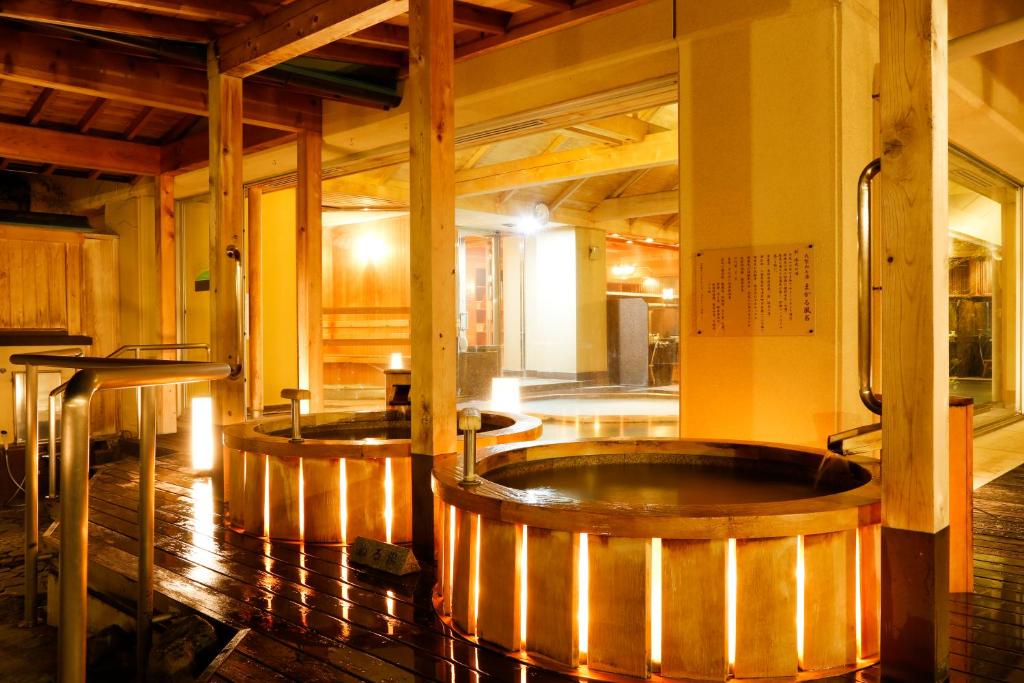 Sun Urashima Yuki No Sato Wooden Bath