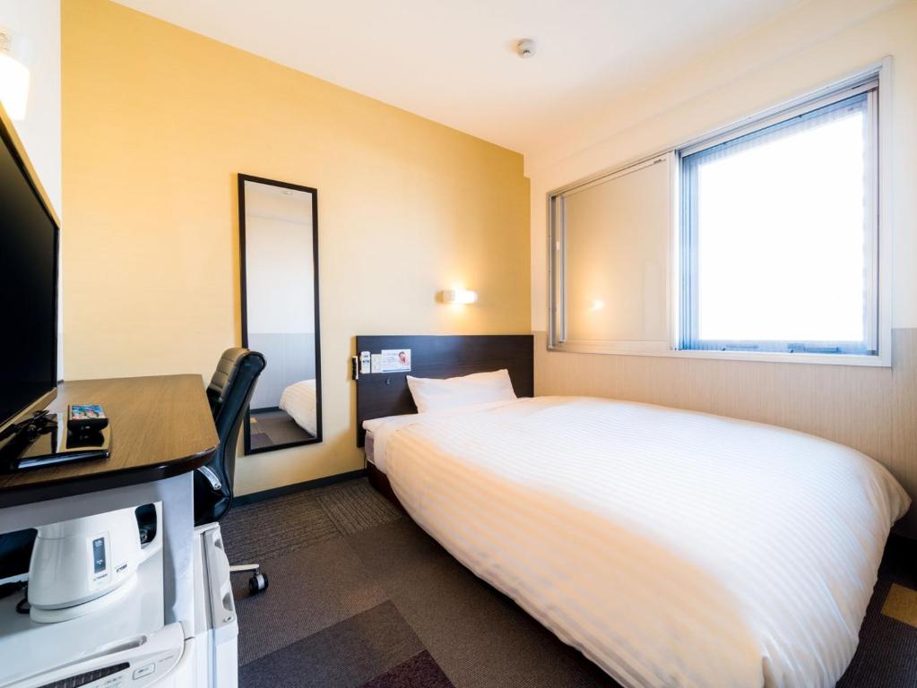 Super Hotel Fuji Inter Single Room