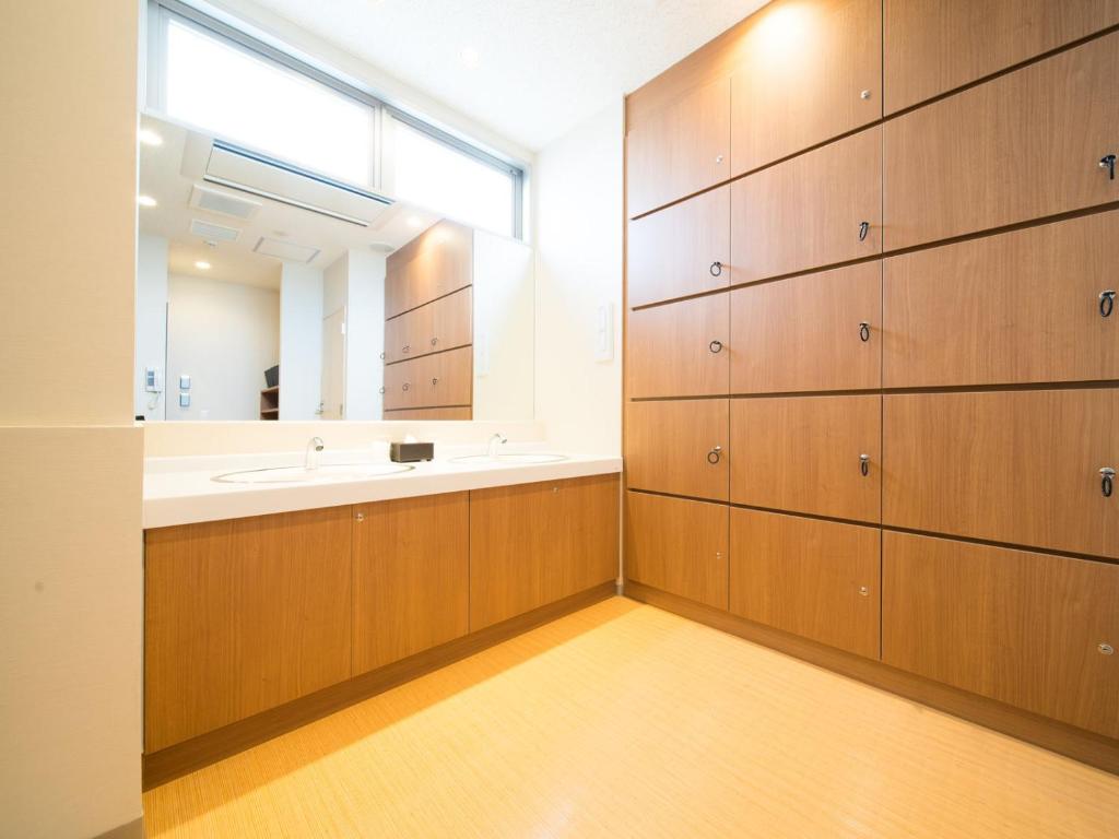 Super Hotel Fukushima Iwaki Locker Room