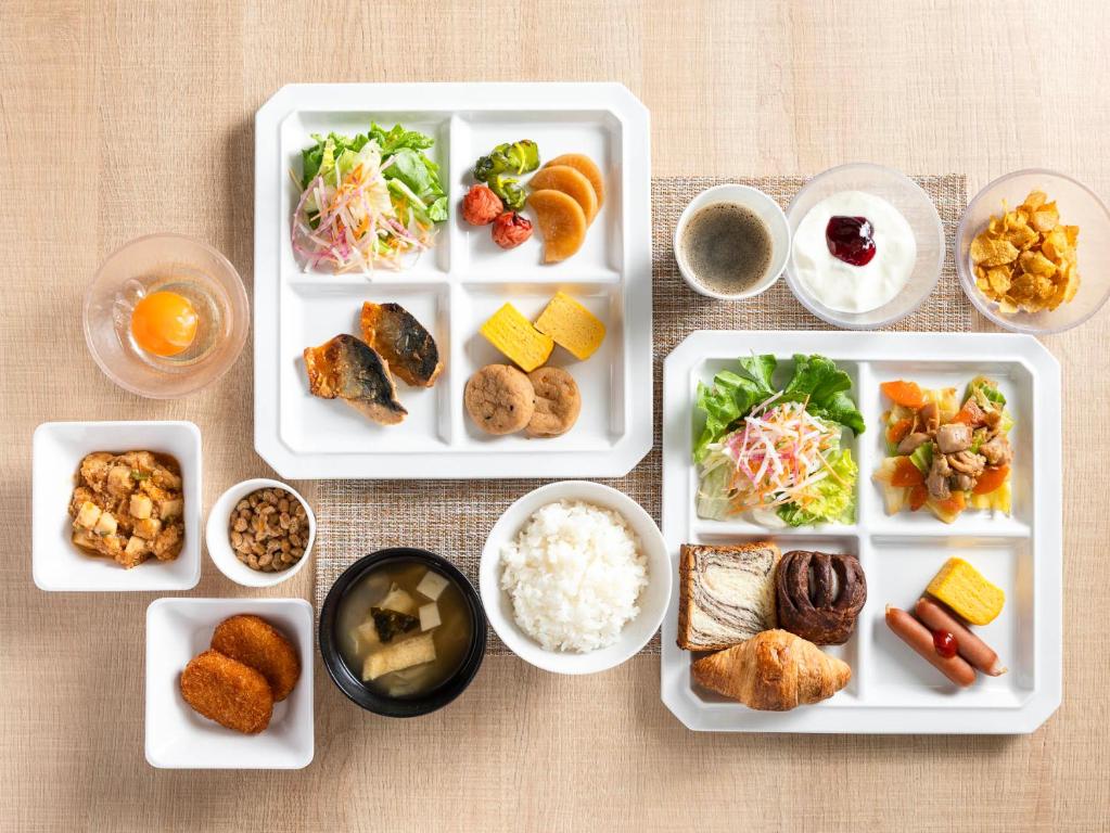 Super Hotel Hida Takayama Breakfast Spread