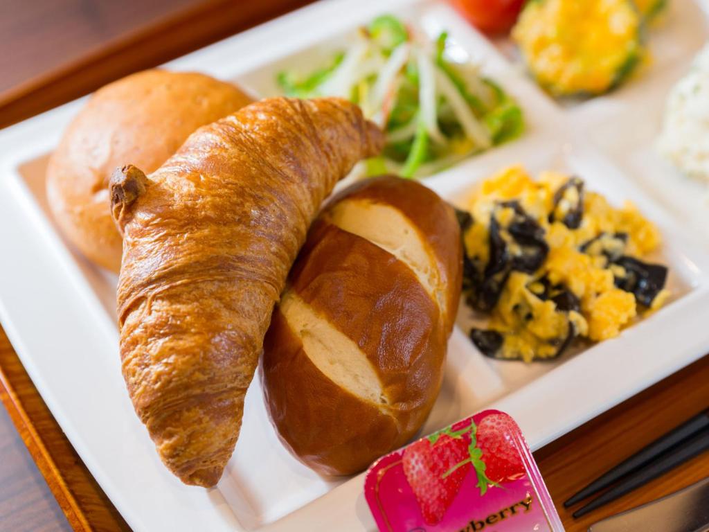 Super Hotel Kashima Breakfast Plate