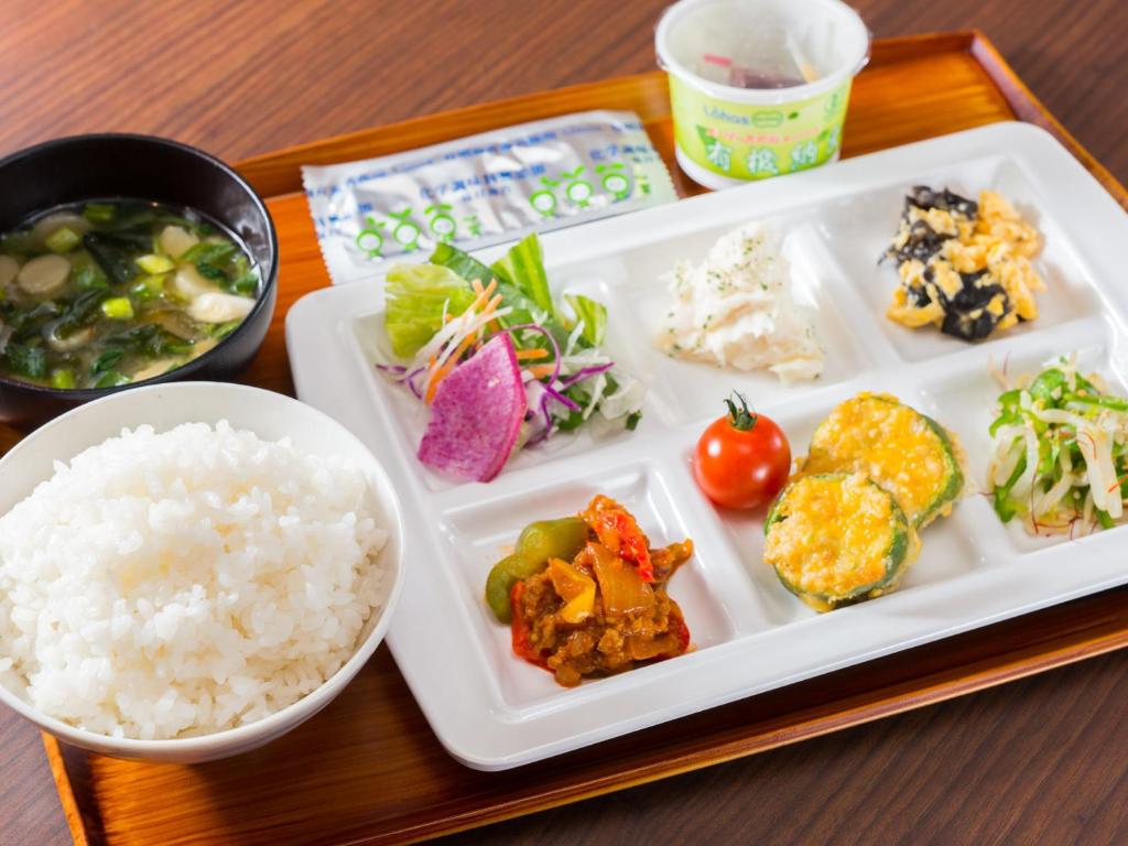 Super Hotel Kashima Breakfast Tray