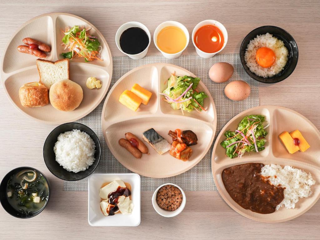 Super Hotel Okazaki Breakfast Spread