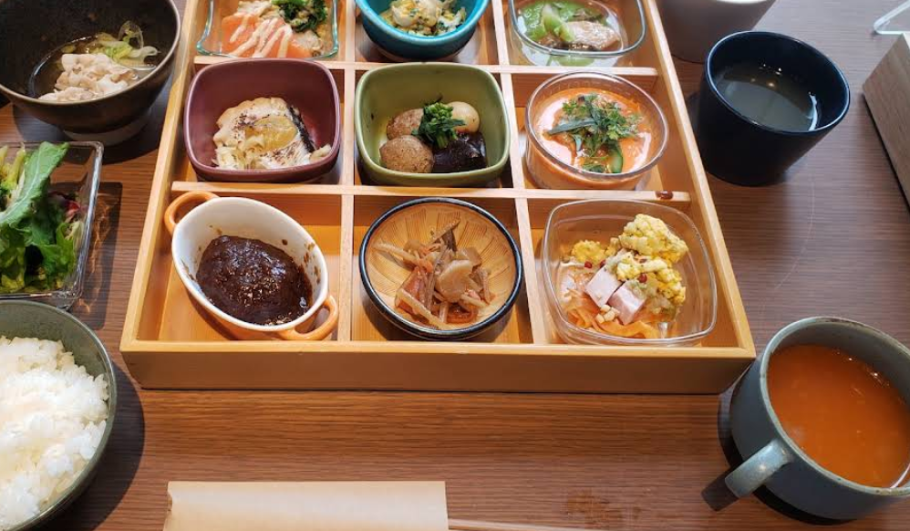Super Hotel Premier Akihabara Breakfast Set