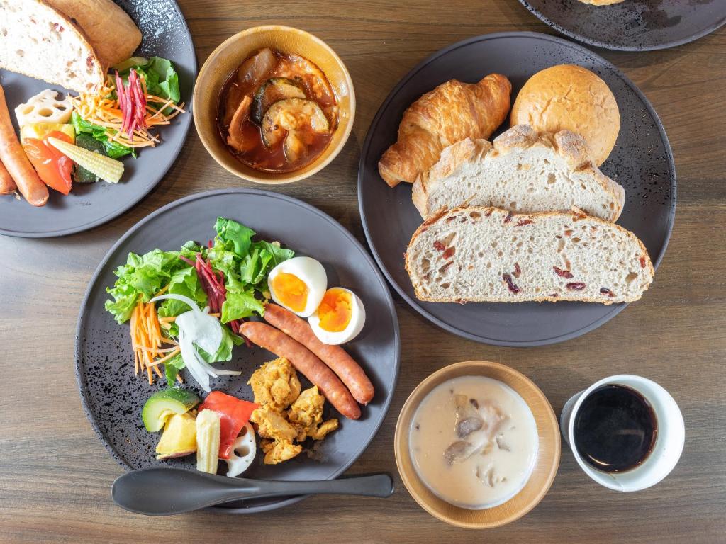 Super Hotel Premier Akihabara Breakfast Spread