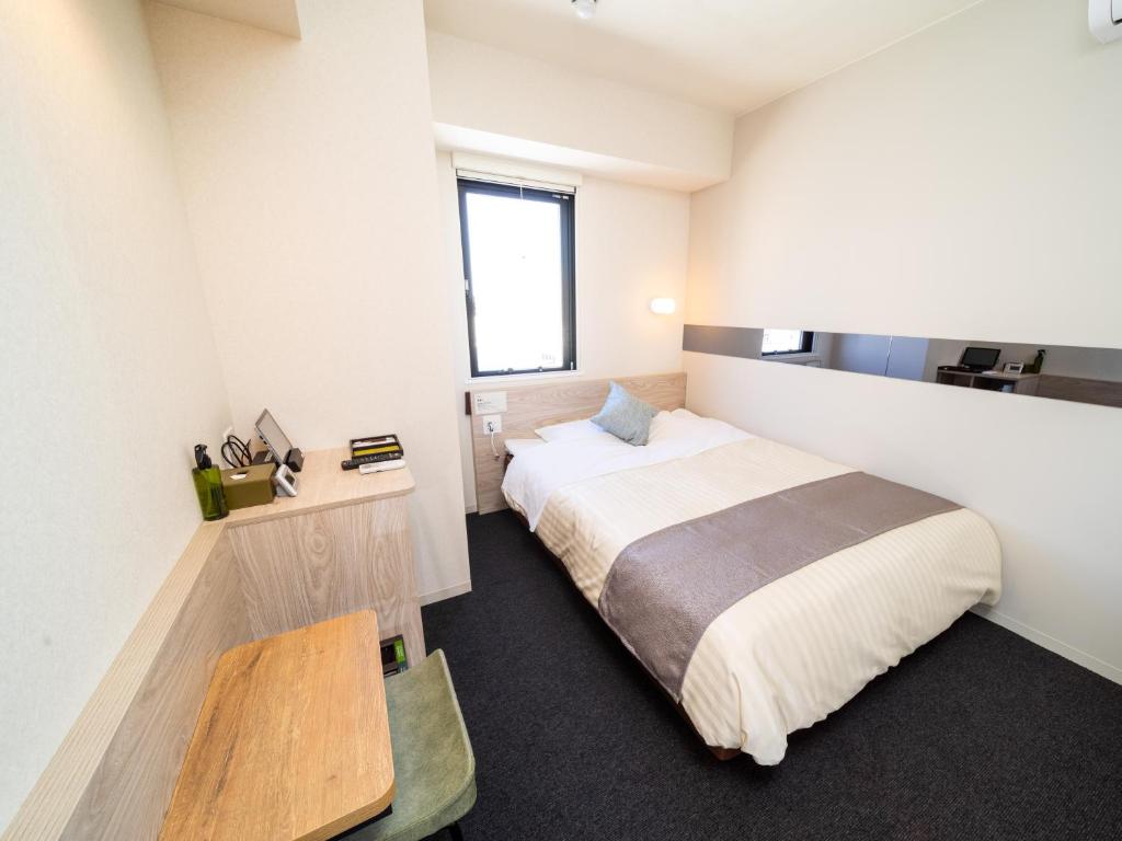 Super Hotel Premier Akihabara Single Room