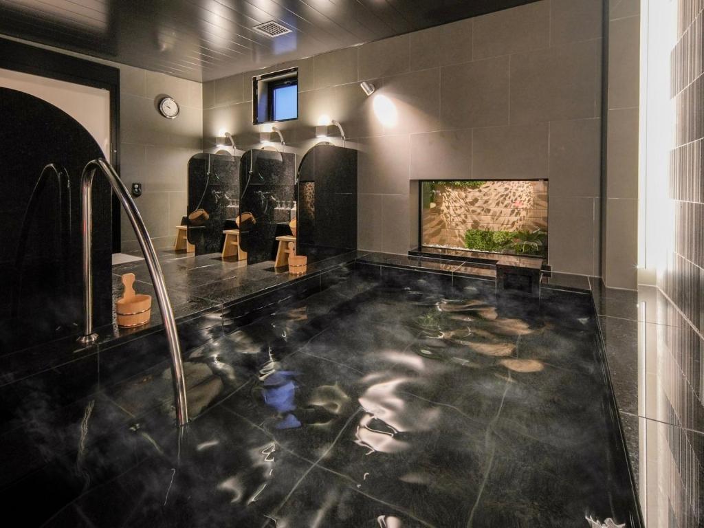 Super Hotel Premier Ikebukuro Natural Hot Spring Indoor Onsen