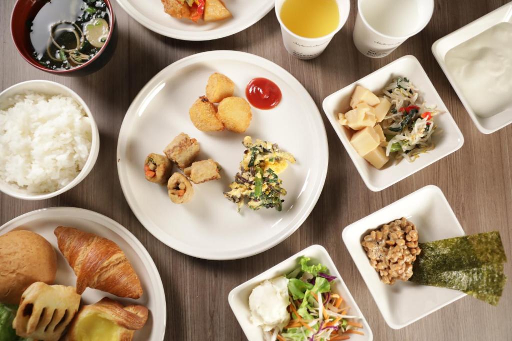 Super Hotel Sano Fujioka Breakfast Spread
