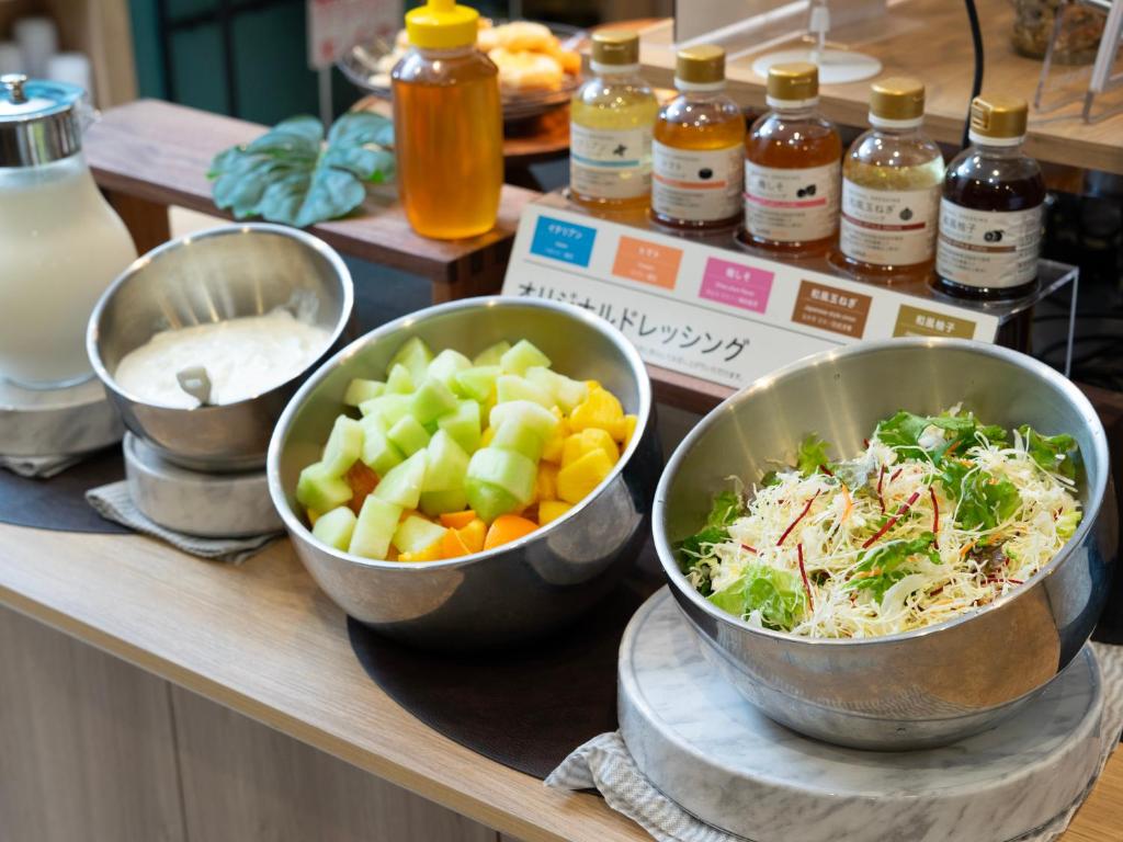 Super Hotel Shinjuku Kabukicho Breakfast Salad Bar