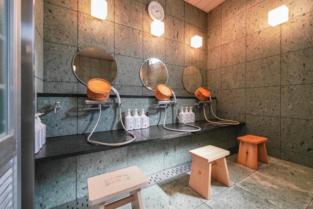 Super Hotel Utsunomiya Bathhouse Washing Area