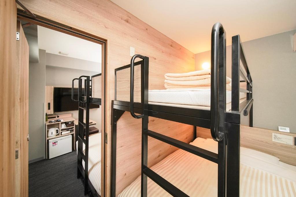 Super Hotel Utsunomiya Bunk Room