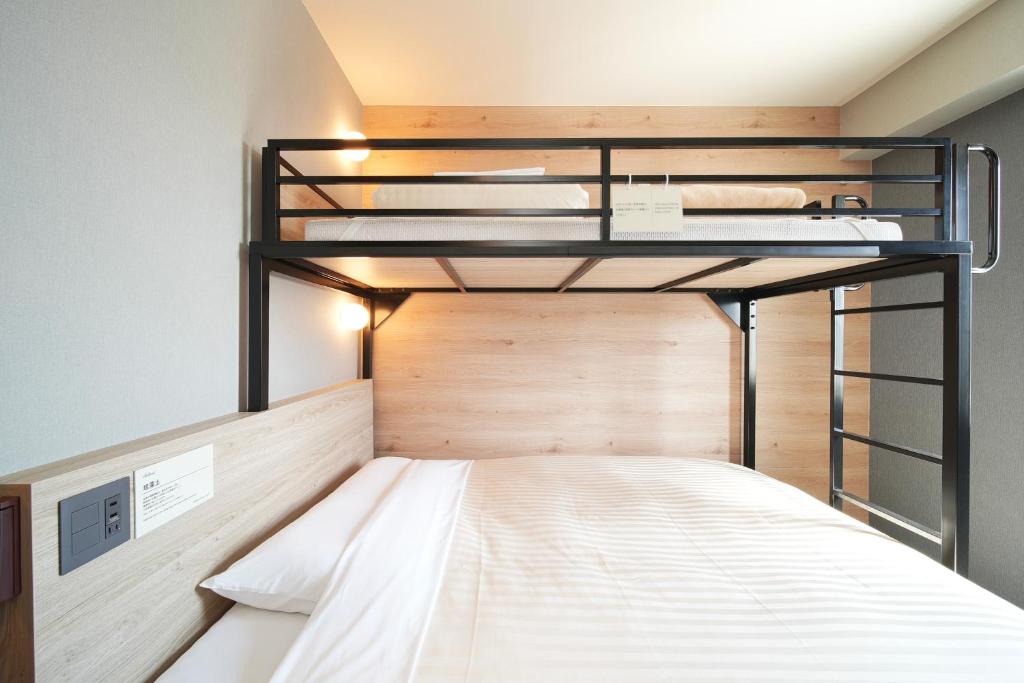 Super Hotel Utsunomiya Bunk Room