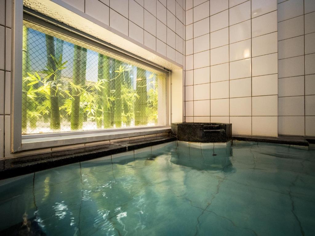 Super Hotel Yokkaichi R1 Indoor Onsen Bath
