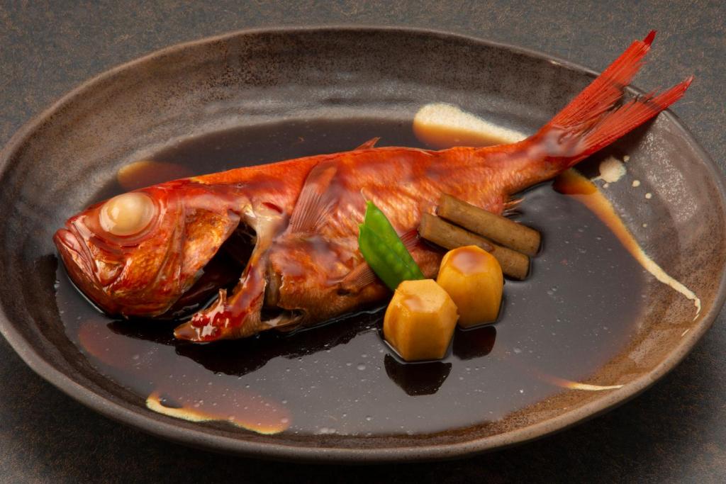 Syuhari Simmered Fish Dish