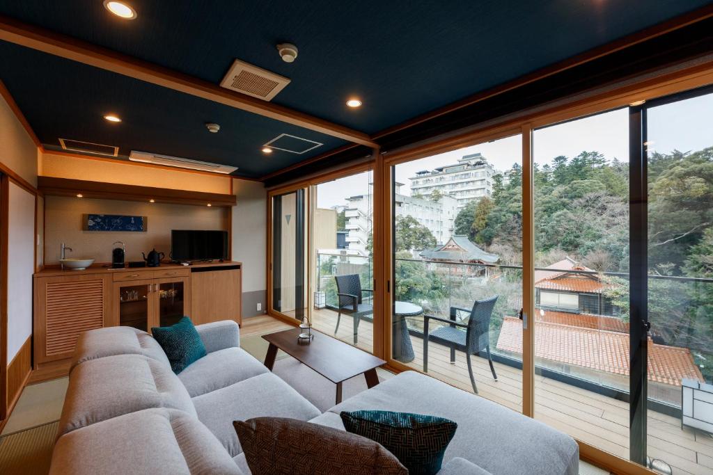 Tachibana Shikitei Balcony Room