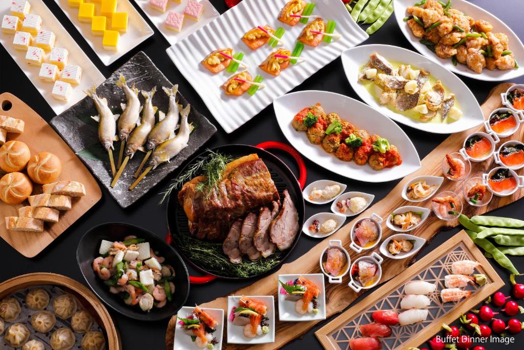 Takayama Green Hotel Buffet Dinner