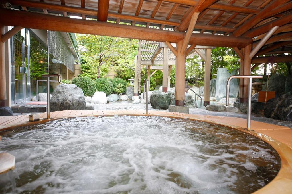 Takayama Green Hotel Open Air Onsen