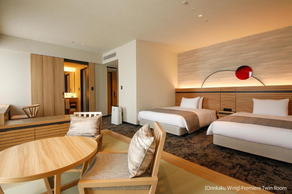 Takayama Green Hotel Premiere Twin Room