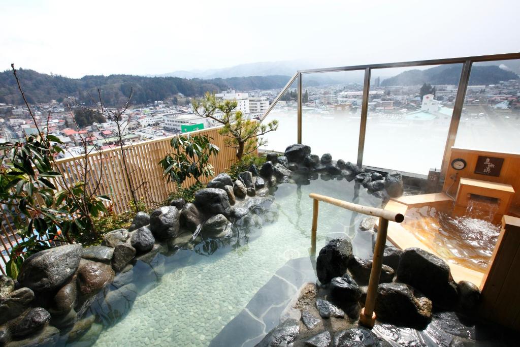 Takayama Ouan Hotel Rooftop Onsen
