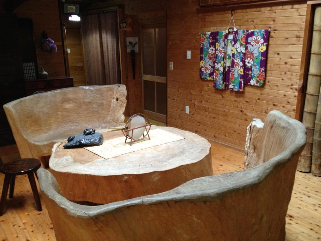 Takimi House Wooden Lounge