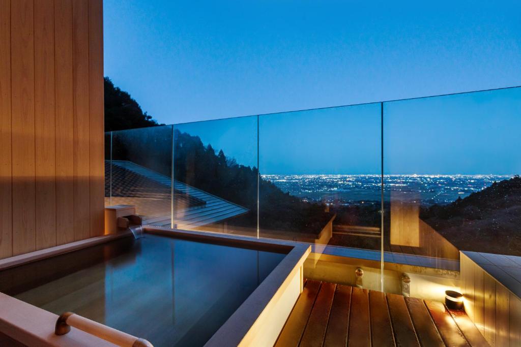 Takimotokan Yuki No Sato Hotel Open Air Bath Night View
