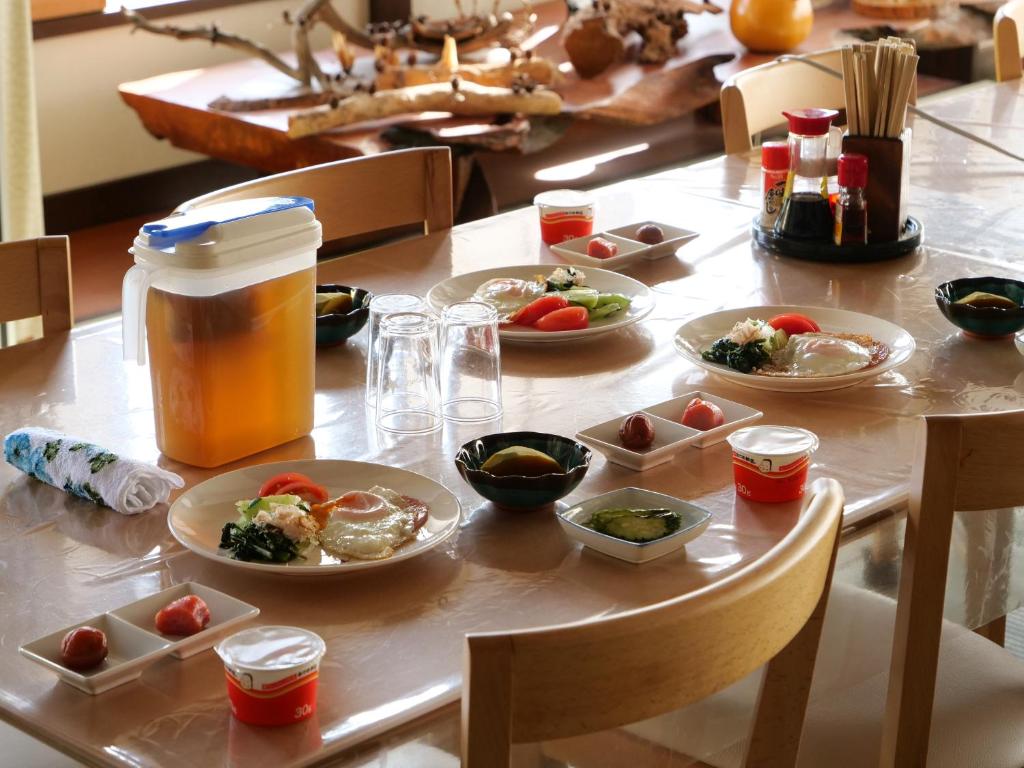 Takitakan Ryokan Breakfast Dining Table
