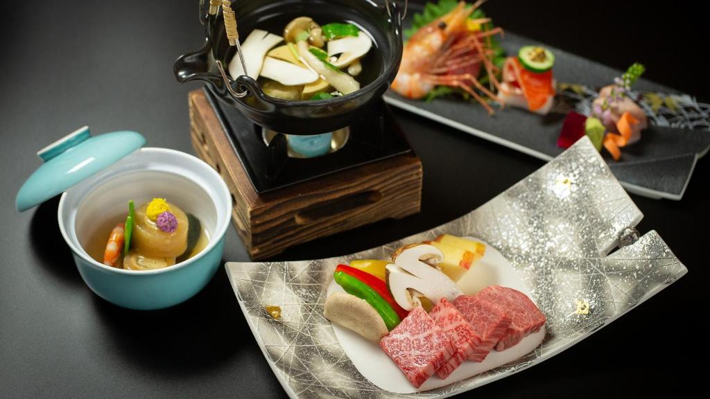 Tamaya Hotel Kaiseki Dinner