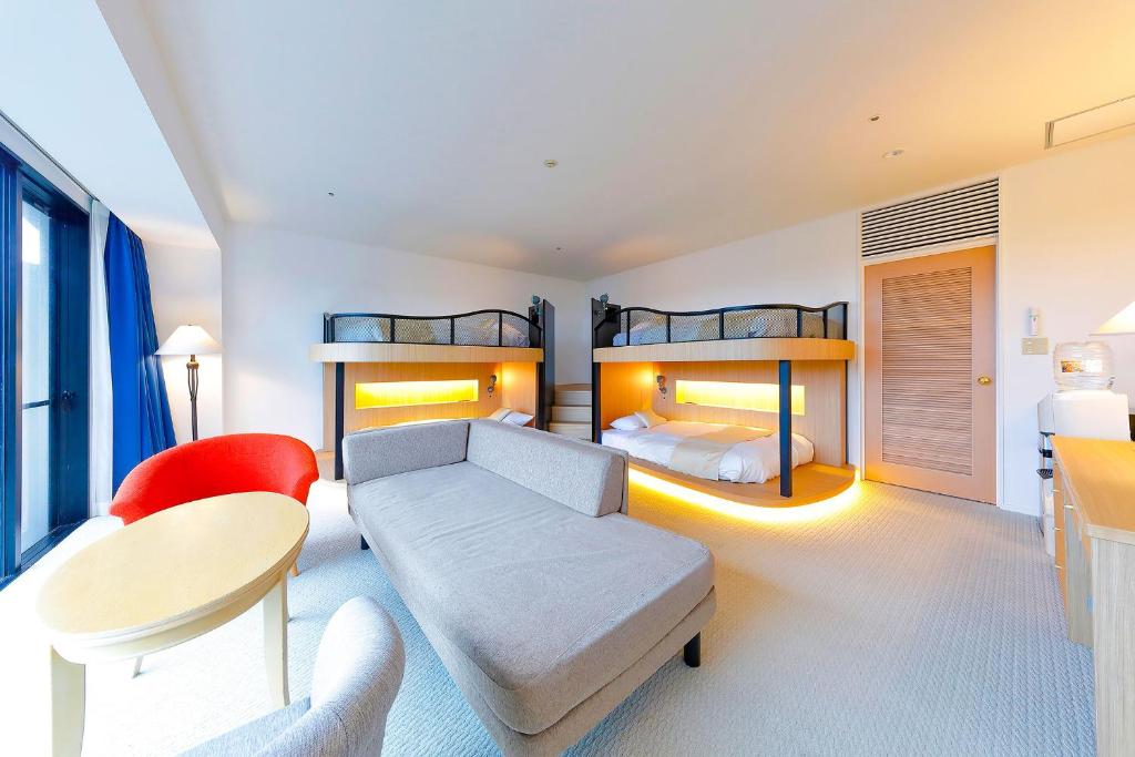 Taoya Shima Bunk Bed Suite