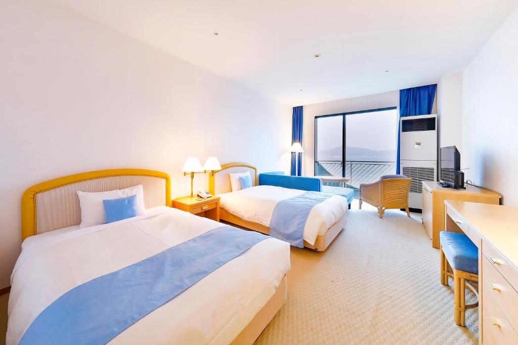 Taoya Shima Twin Room