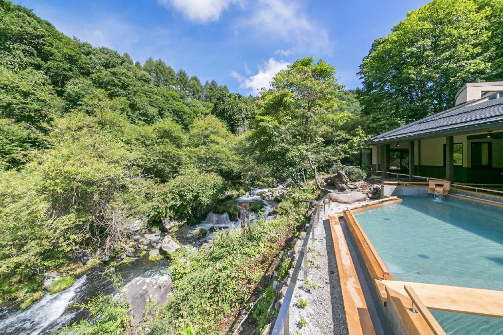 Tateshina Grand Hotel Takinoyu Riverside Onsen