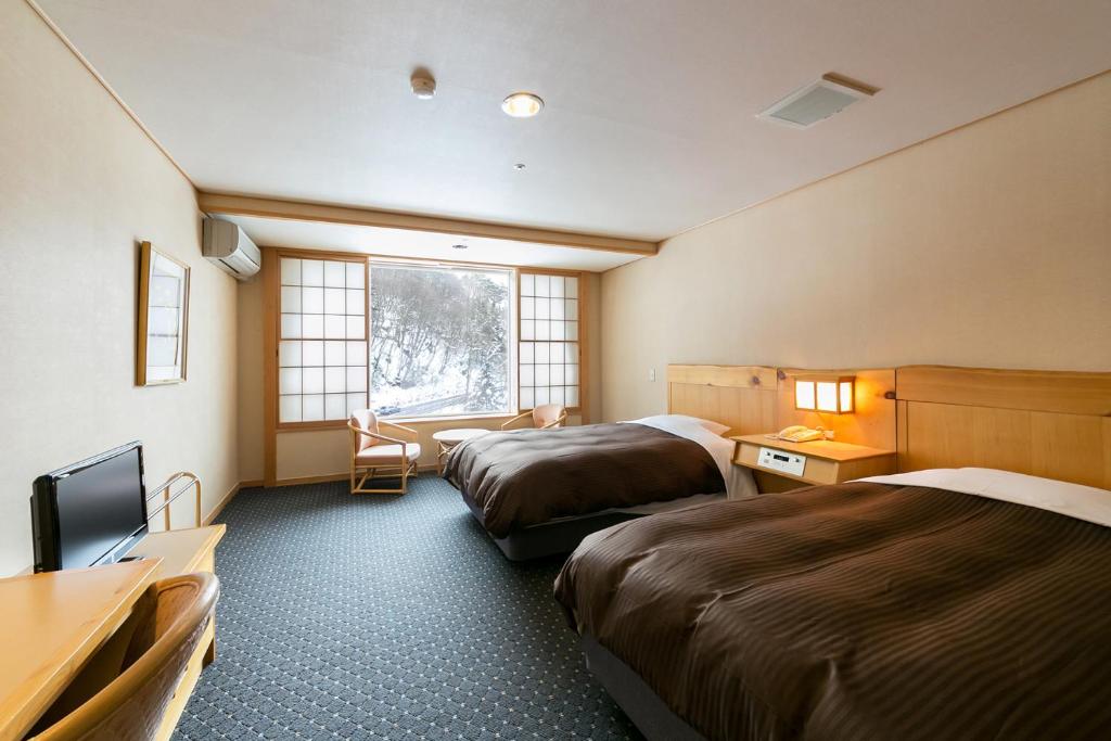 Tateshina Grand Hotel Takinoyu Twin Room