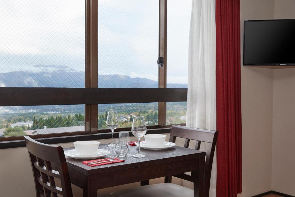 The Address Akakura Dining Area Mountain View