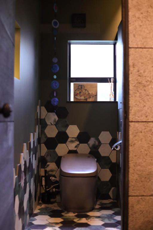 The Cape Hex Tile Bathroom