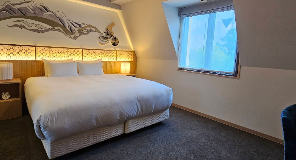 The Happo By Hhg Modern Bedroom