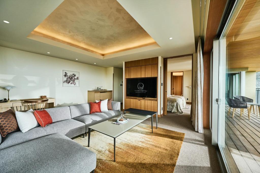 The Hiramatsu Karuizawa Miyota Suite Living Room