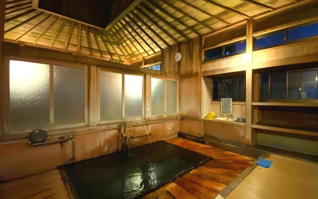 The Tojiba Matsukawakan Indoor Onsen Bath