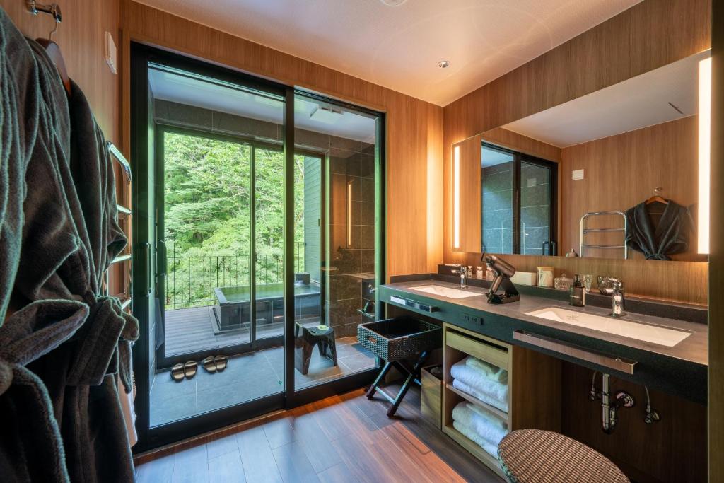The Yukawa Ichijoh Branch Bathroom Balcony