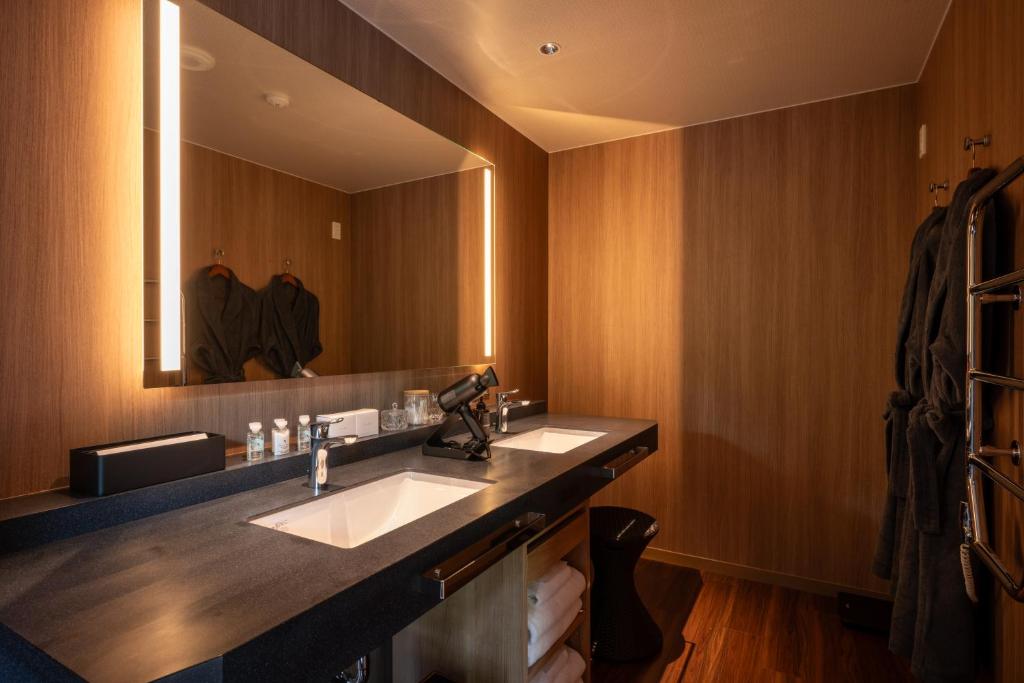 The Yukawa Ichijoh Branch Bathroom Vanity