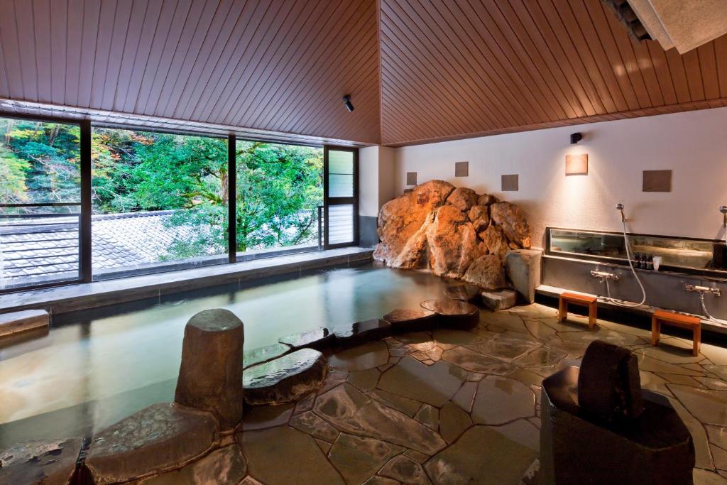 Tofuya Resort Spa Izu Indoor Onsen Bath