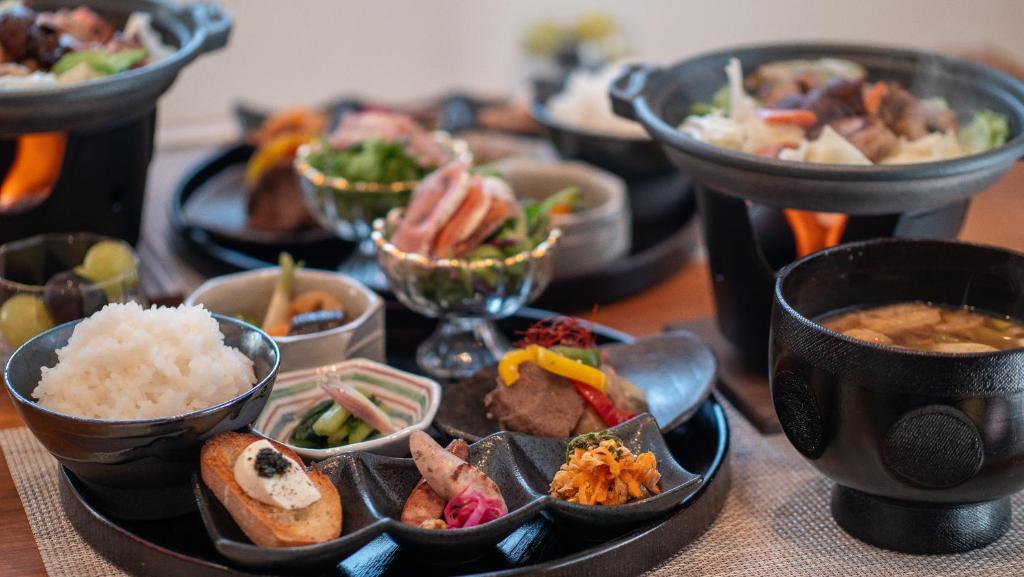 Tojiba Matsukawakan Ryokan Kaiseki Meal