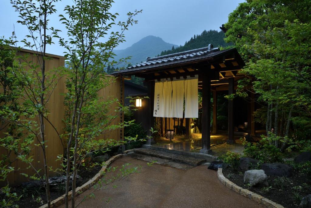 Tokiwasure No Yado Yoshimoto Entrance