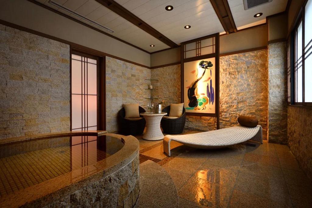 Tokiwasure No Yado Yoshimoto Private Onsen Room