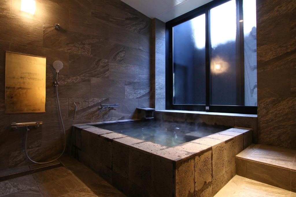 Tokugawa No Okuzashiki Kunoyado Liberty Resort Private Onsen Bath