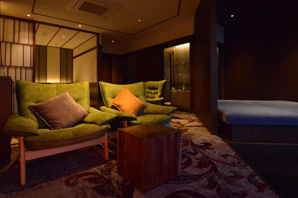 Toriizaki Club Hotel And Seafood Suite Room