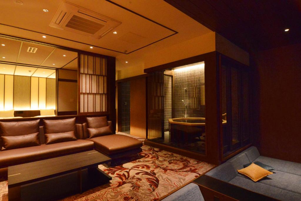 Toriizaki Club Hotel Seafood Suite Private Bath