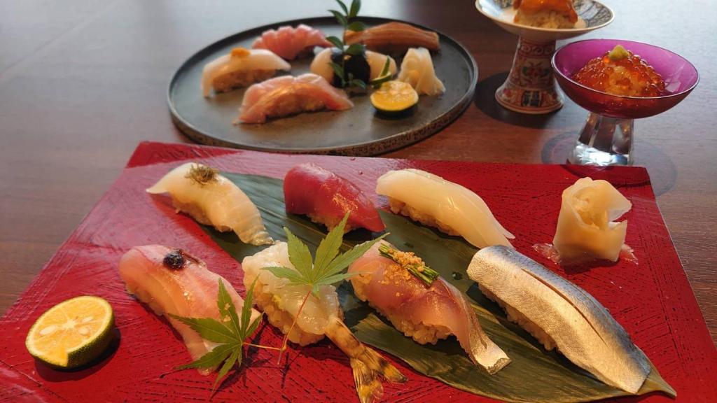 Toriizaki Club Hotel Seafood Sushi Platter