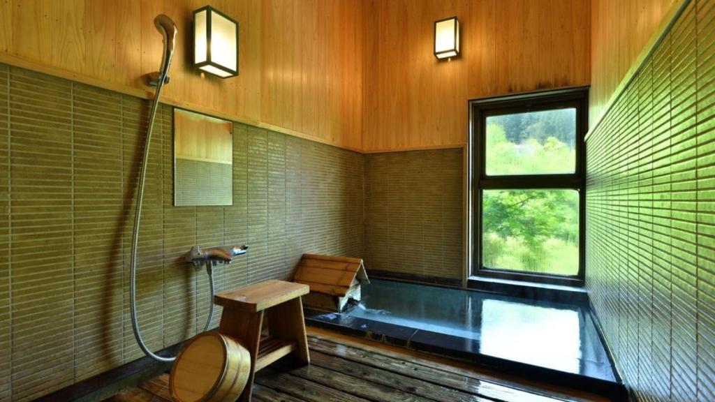 Toryukan Indoor Onsen Bath