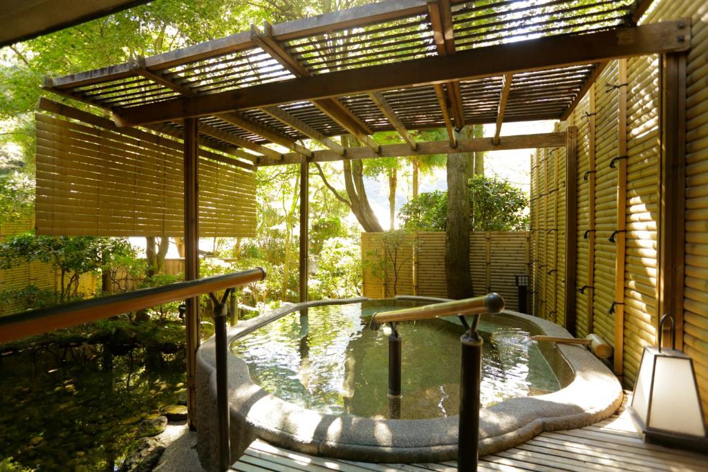 Tsubaki Ryokan Open Air Bath