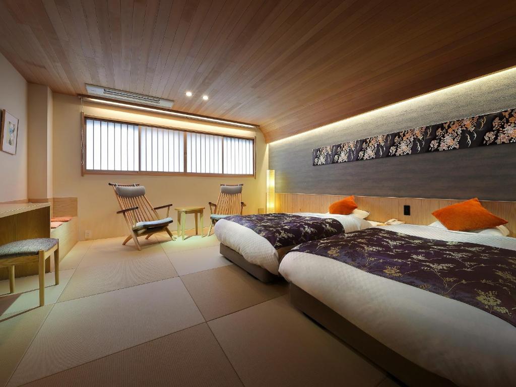Tsukinoike Tatami Room
